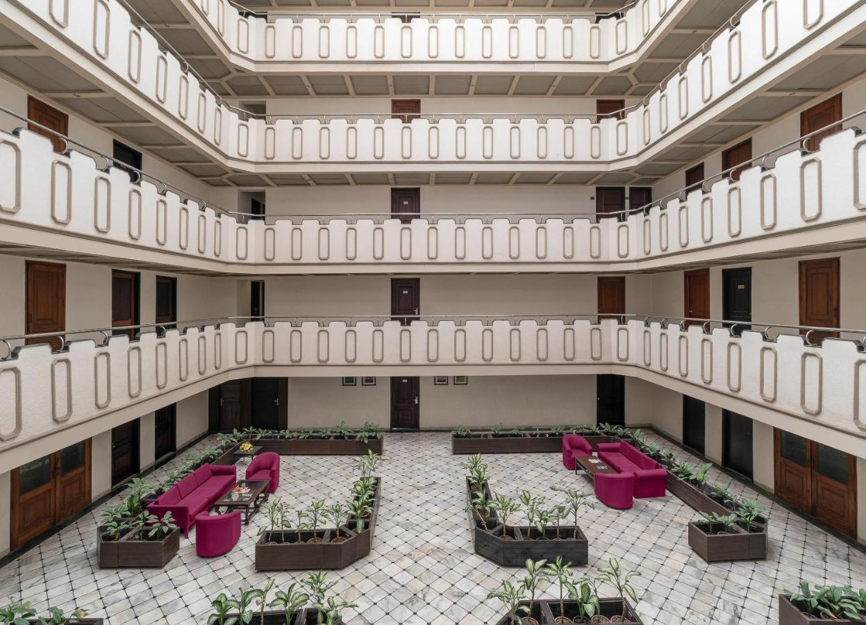 Sarovar Portico Surajkund New Delhi Exterior photo
